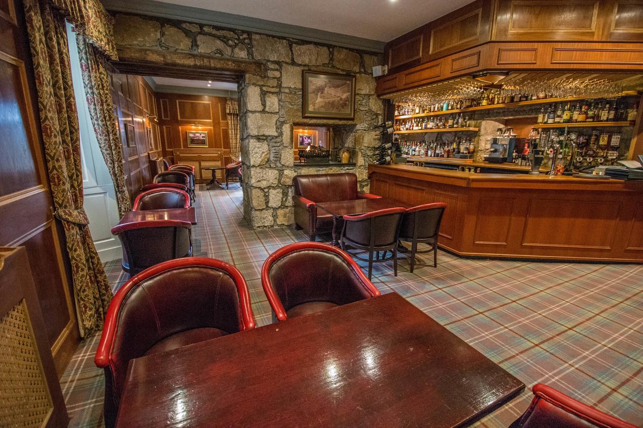 Castle Hotel Huntly Exterior photo